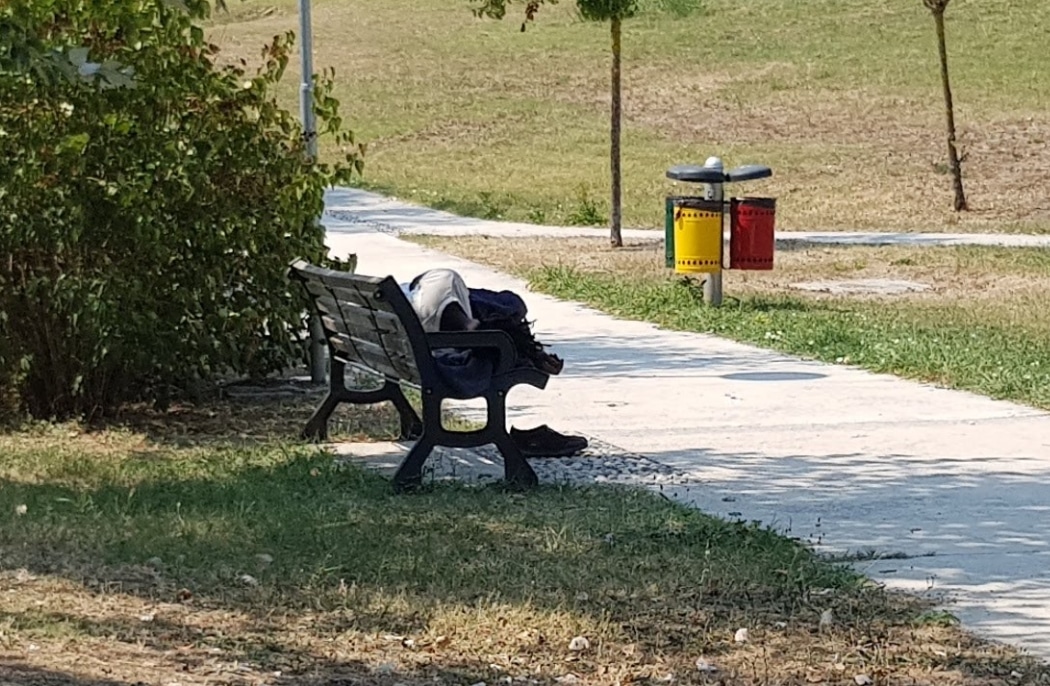 Busto Garolfo Senzatetto Aggredito Da Connazionale Per Lo Zainetto