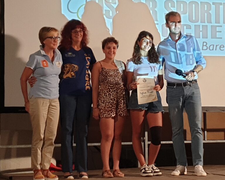 Robecco sul Naviglio premia i suoi atleti e le società sportive con gli Oscar: donne e uomini che hanno raggiunto risultati eccezionali (VIDEO)