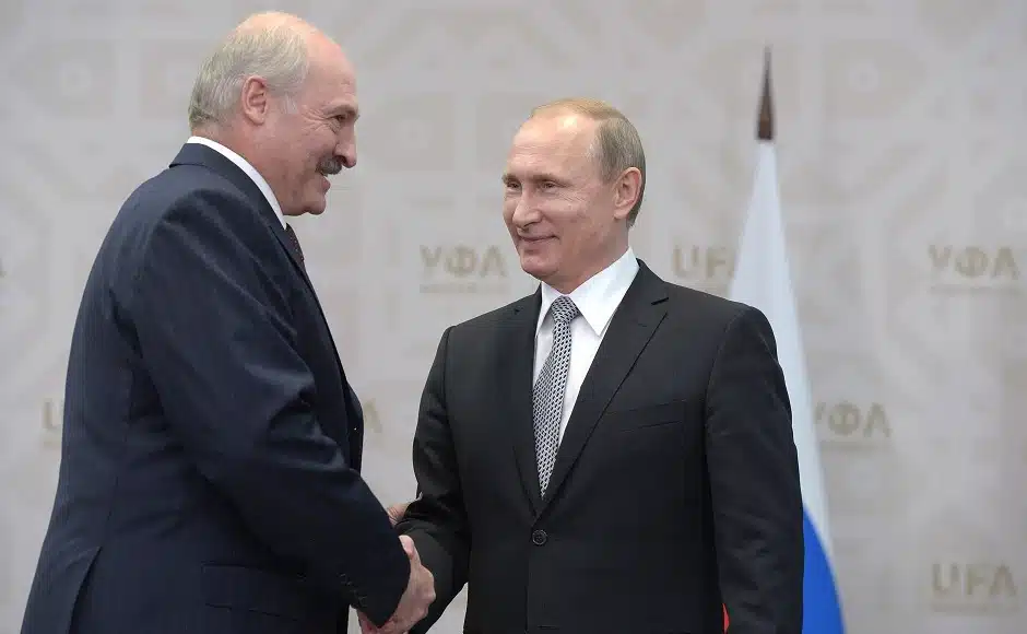 Vladimir_Putin_and_Aleksandr_Lukashenko_BRICS_summit_2015_03
