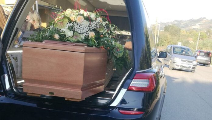 CARRO FUNEBRE TICINO NOTIZIE NOVARA
