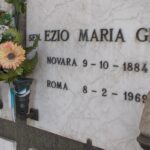 Ezio Maria Gray copia