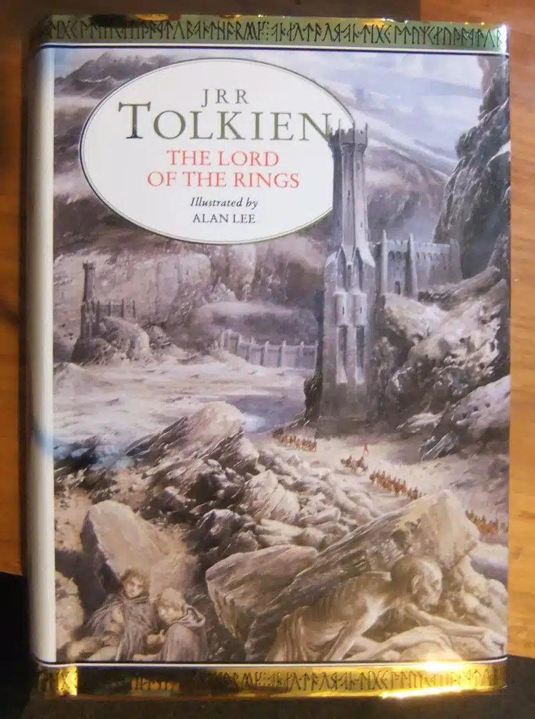 Lord of the Rings by J. R. R. Tolkien. Illustrated by Alan Lee (t5)
