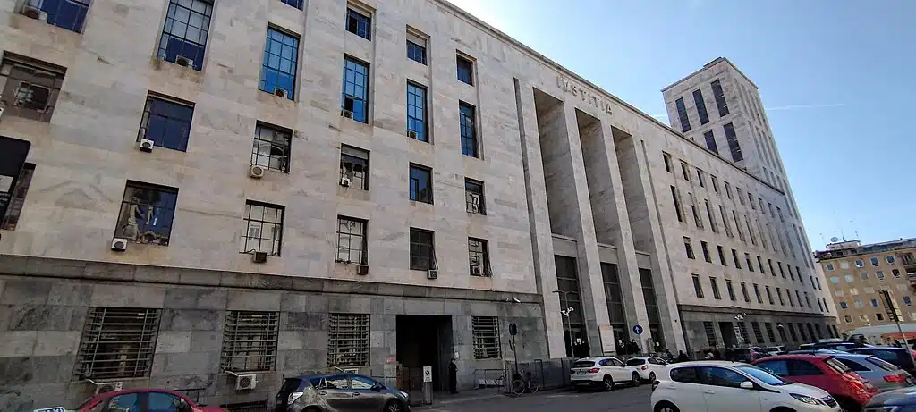 Tribunale