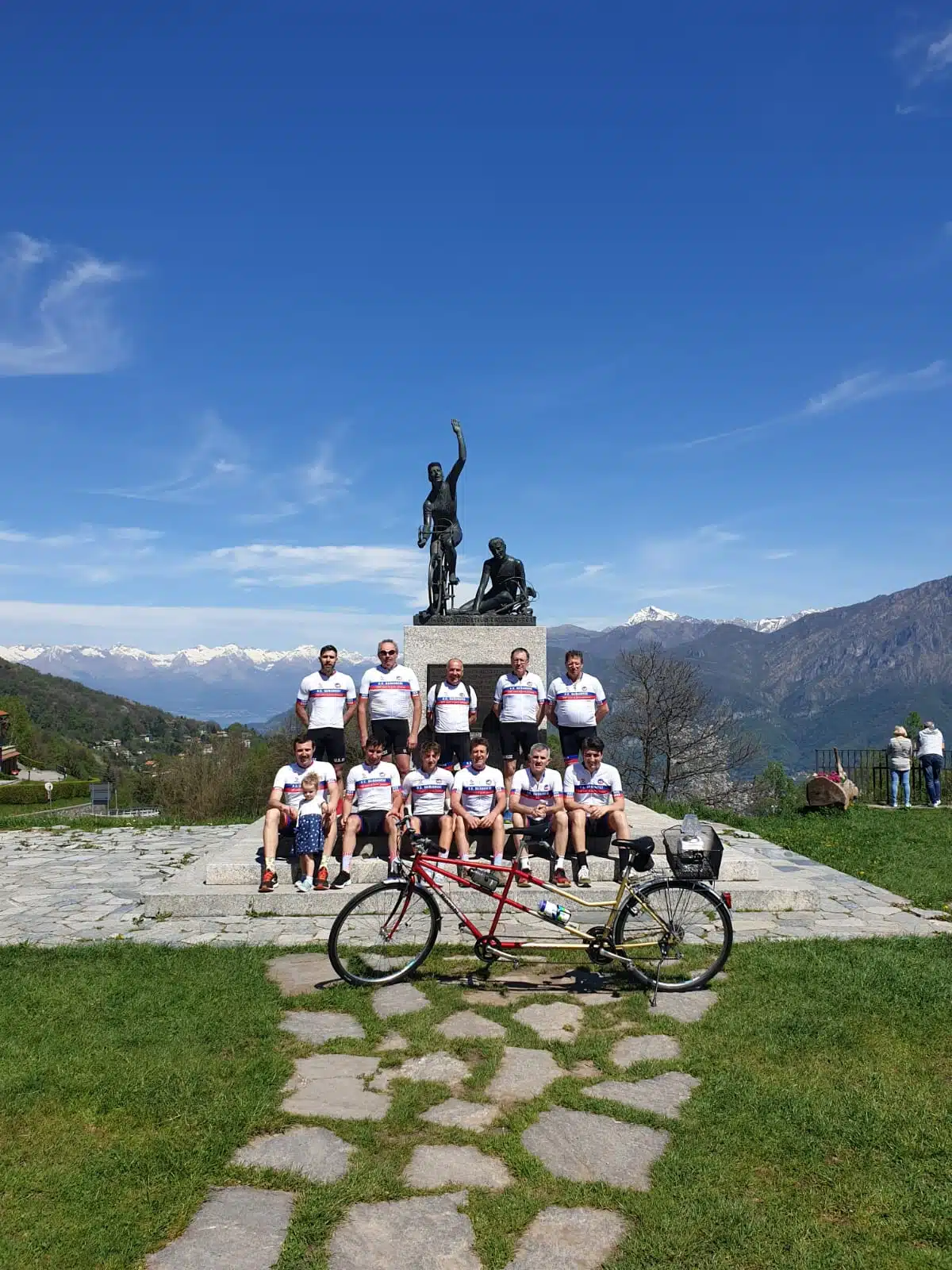 Foto Ghisallo team