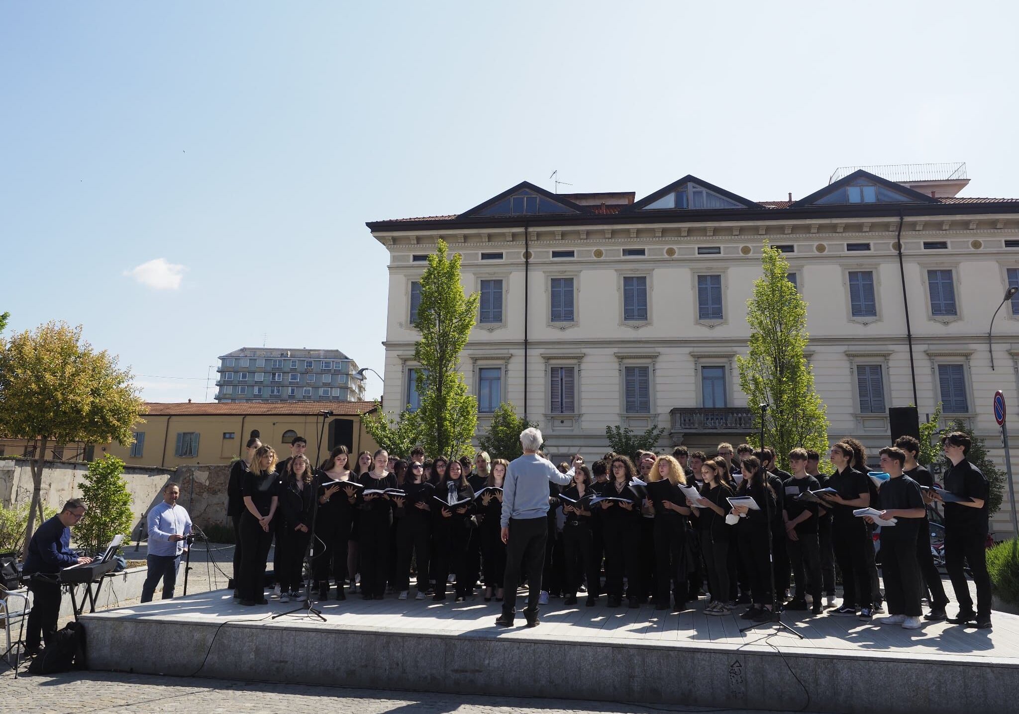 Domenica Arte In Piazza A Busto Arsizio Ticino Notizie