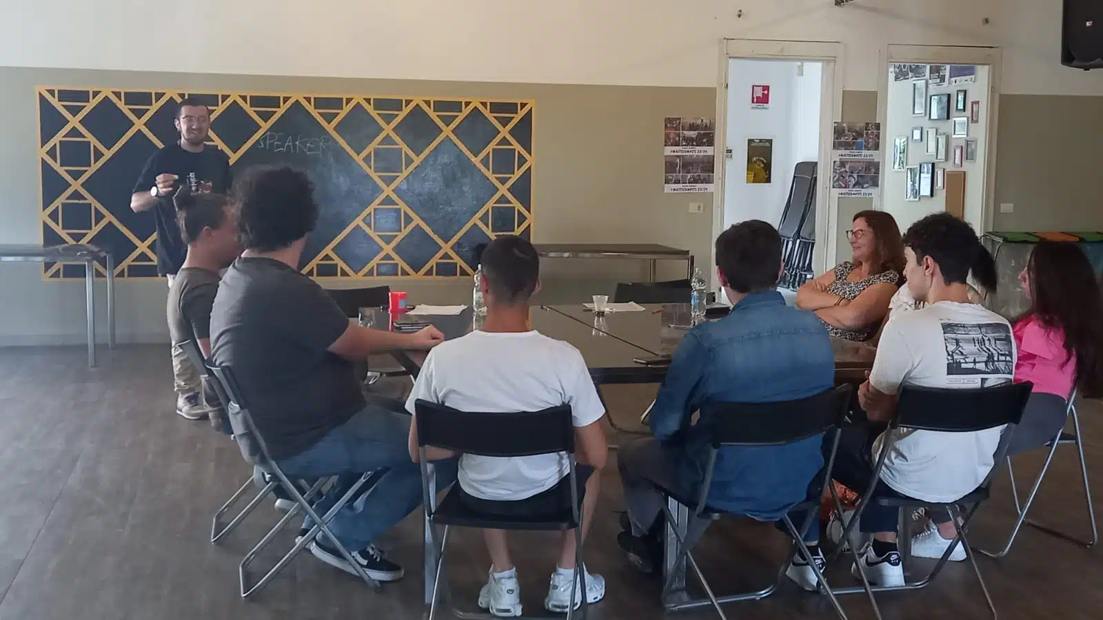 ChangeYourMindset_gruppo al lavoro