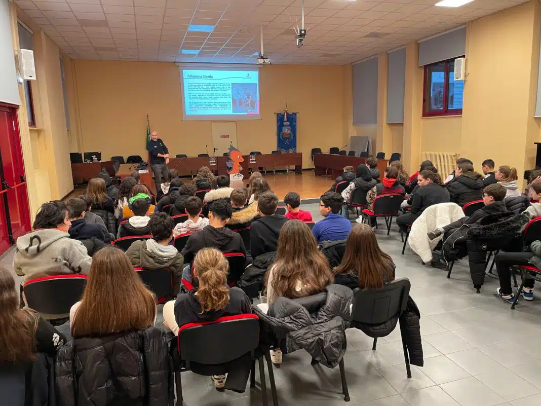 whatsapp_image_2025-01-28_at_16_06_04