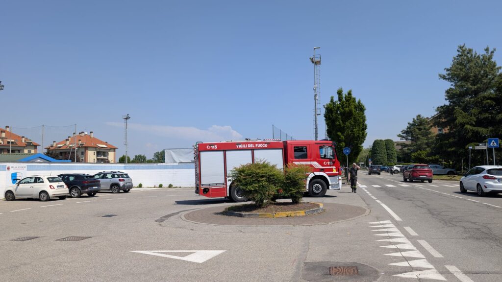 Magenta: perdita gas a Pontevecchio, tubo rotto dal frisbee mentre tagliava l’erba