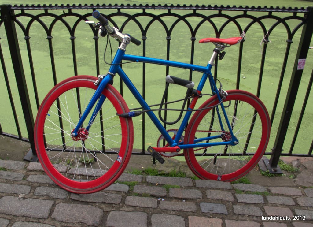 Milano, bici da 5mila euro rubate a turisti: ricompaiono subito