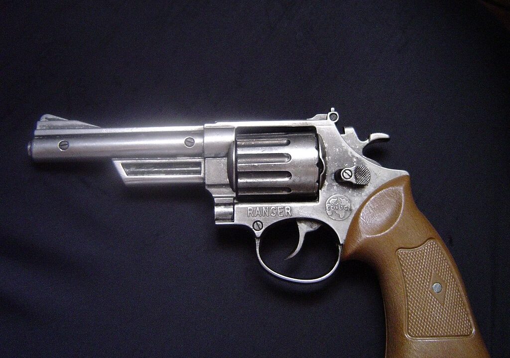 Milano, agguato a ultras del Milan