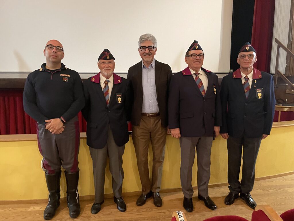 “Fare una cosa alla volta fa bene al cervello”. Educazione stradale al Teatro Lirico con la Polizia Stradale