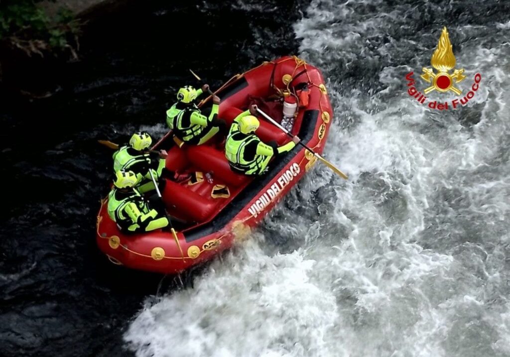 Morto in riva al Po, proseguono le indagini