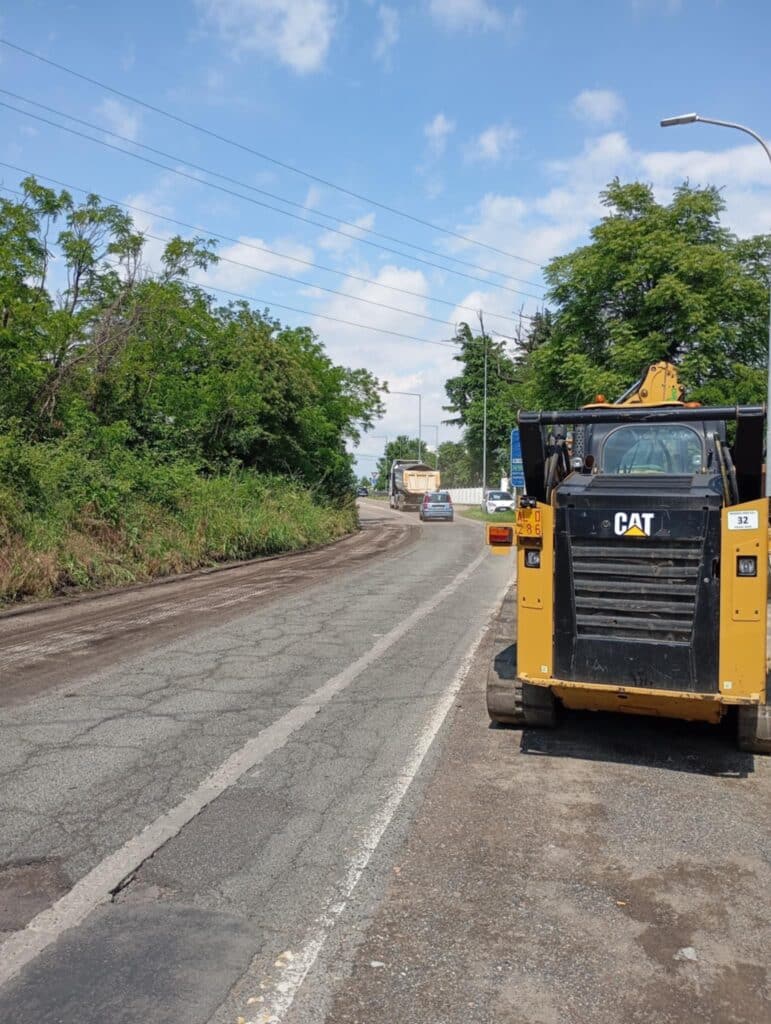 Magenta: partiti i lavori di asfaltatura anche in via Dante, soddisfazione dai residenti