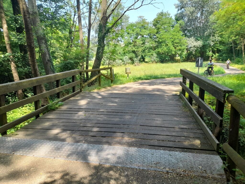 Chiusura temporanea della ciclabile del Lago di Varese