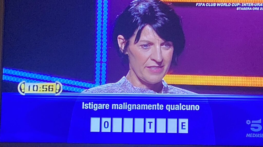 Roberta Cardini da Castano Primo finisce nella “buca” di Gerry Scotti