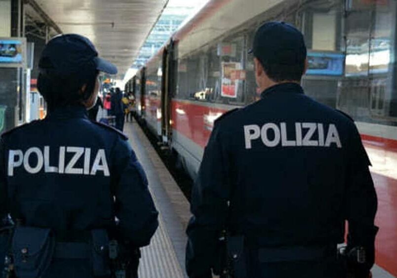 Rapine sui treni regionali, Polfer di Lecco arresta due minori