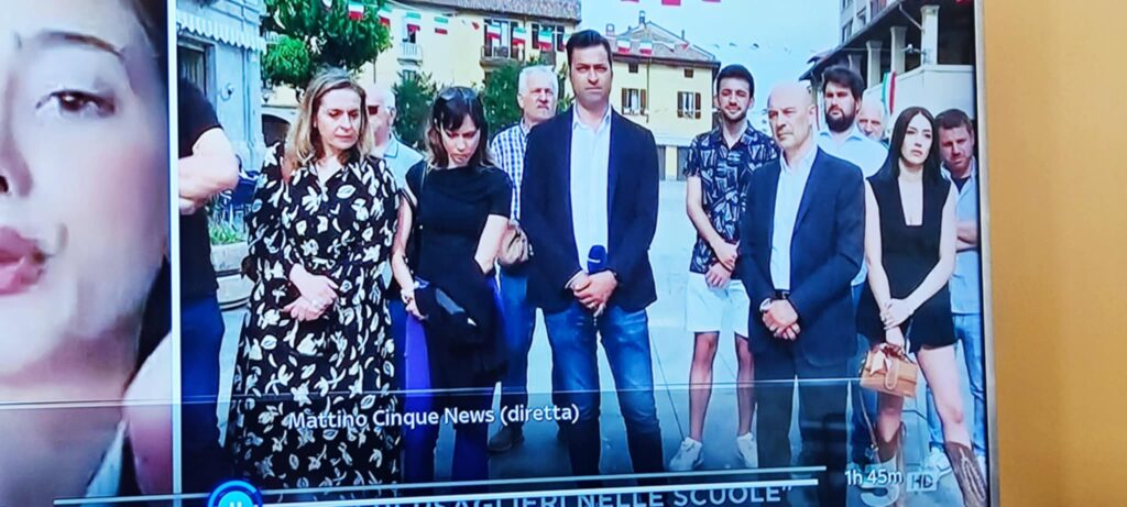 Mattino Cinque in diretta da Magenta: il caso Bramante-Bersaglieri finisce sul piccolo schermo (VIDEO)