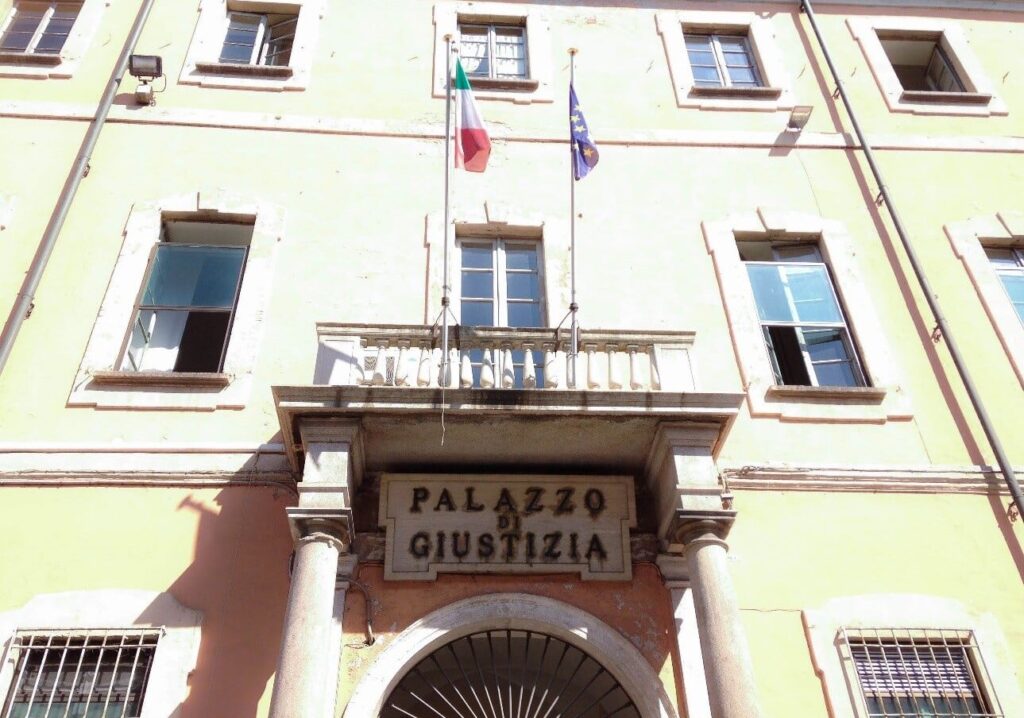 Indagato per corruzione coordinatore di Forza Italia a Pavia