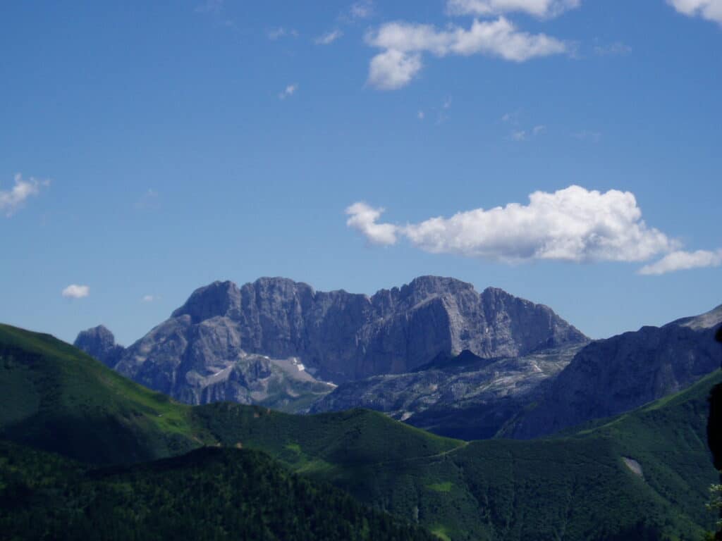 Montagna: ritrovato all’alba 80enne disperso da ieri alla Presolana