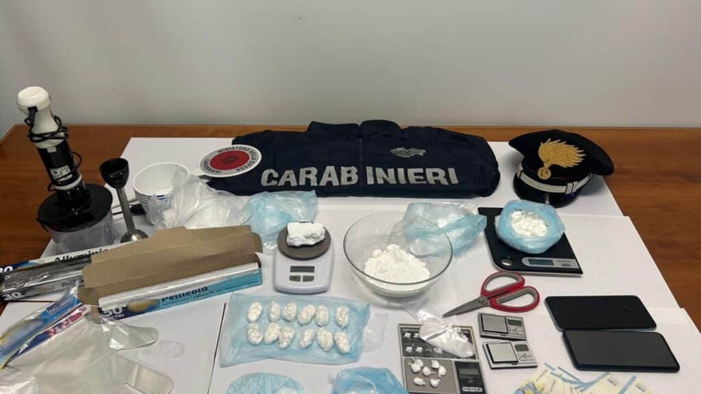 Rho, pensionato 71enne fermato con 500 grammi..di cocaina