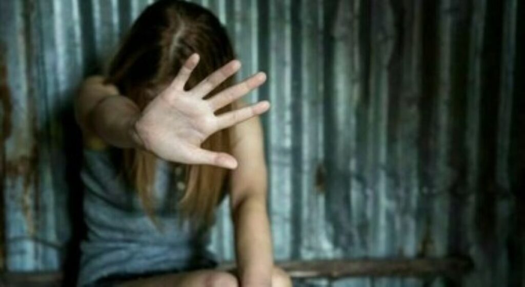 Ragazzine violentate e sequestrate nell’hinterland milanese: 40enne finisce in carcere