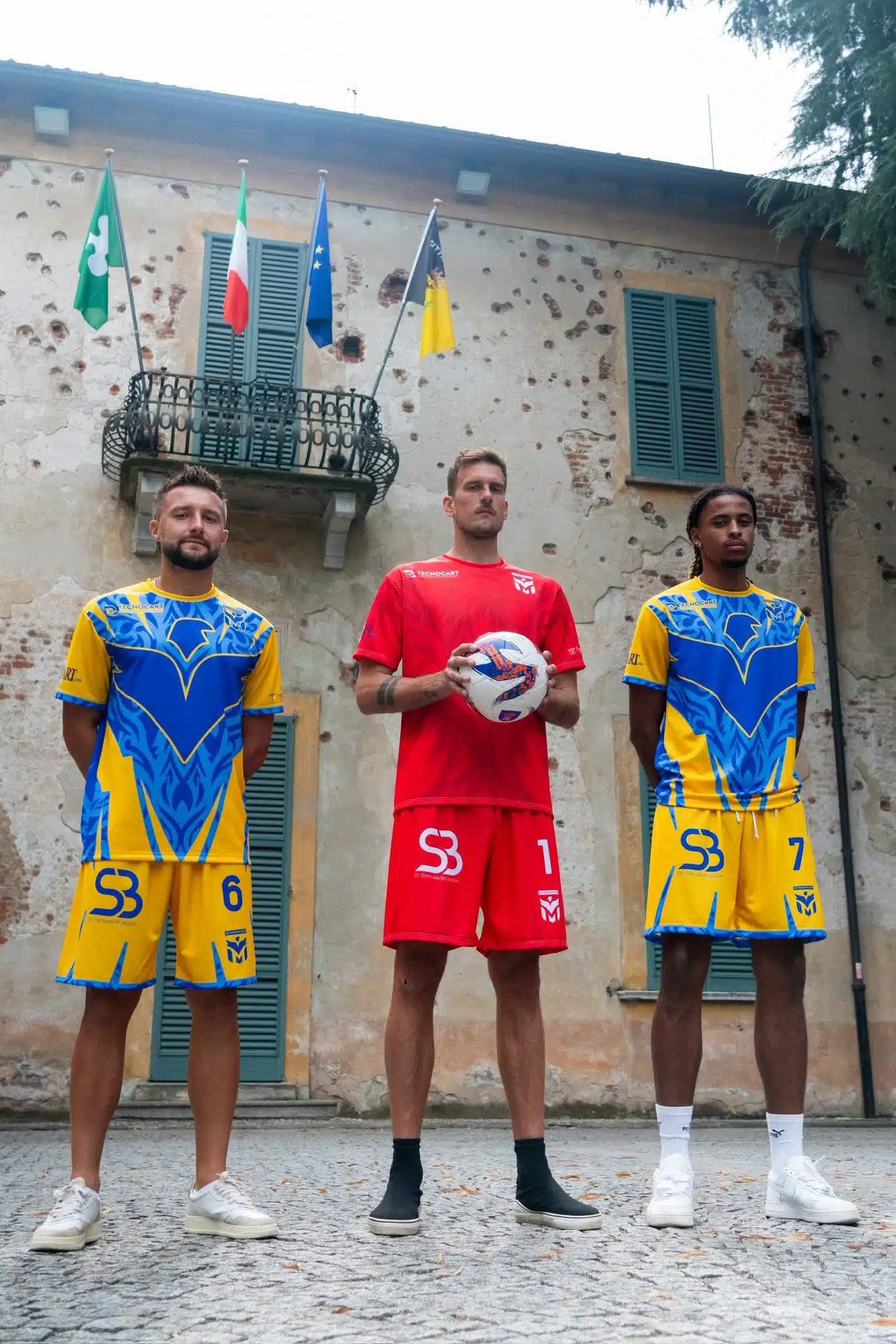 4408bd0d-df46-4831-ad53-d940b123d4f9