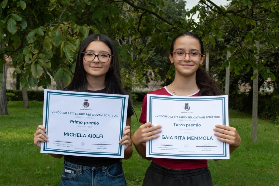 Scrivere un sogno: due studentesse della Scuola ‘Madre Anna Terzaghi’ sugli scudi al concorso nazionale per Giovani Scrittori