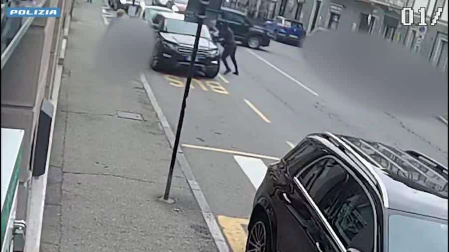Rapinarono Compro Oro a Novara, due arresti