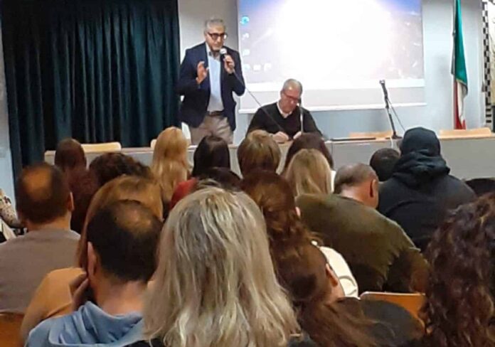 09859231-db9b-41ab-85e8-5d997bb9a383-aspect-ratio-535-375