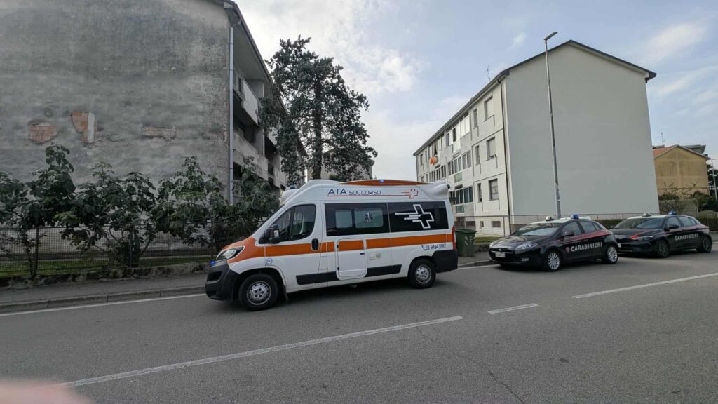 Magenta: Carabinieri e ambulanza in via Casati, ma era un falso allarme
