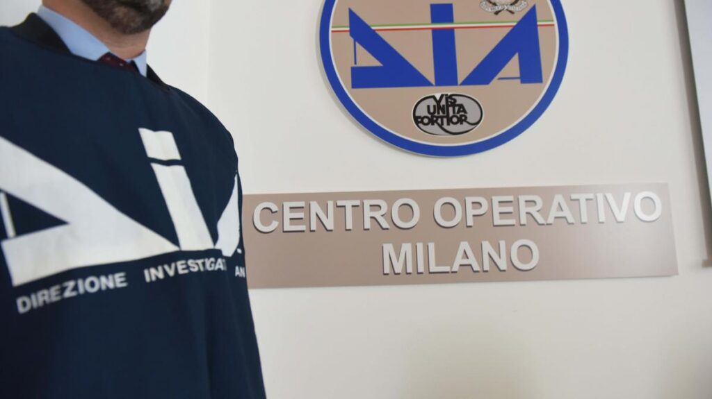 Milano, Dda e Cc sequestrano 3 milioni a clan di spacciatori