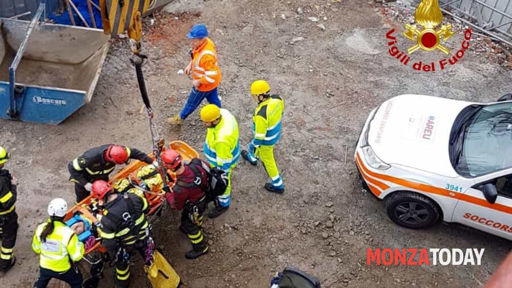 Incidente sul lavoro, operaio 34enne rischia un braccio a Usmate Velate