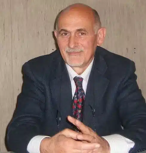 7d5818ca-3669-4cbf-8673-51dfa5fbe9e5