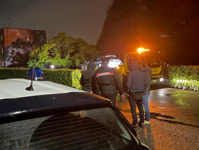 Donna accoltellata nel Varesotto, fermato il marito 80enne