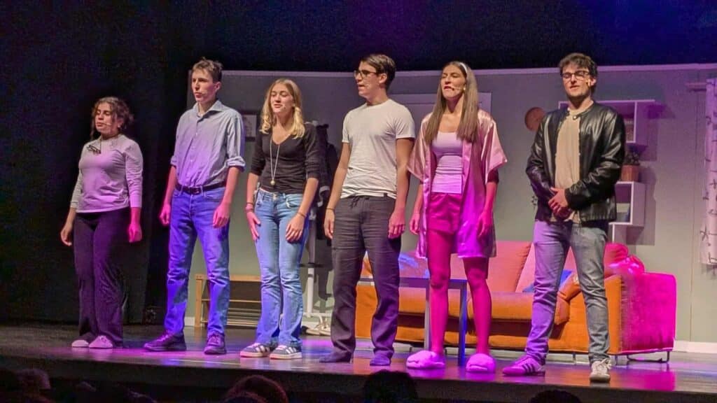 Magenta: risate e riflessioni con ‘Sogno o son desto’, al Cinemateatronuovo solidarietà per la San Vincenzo