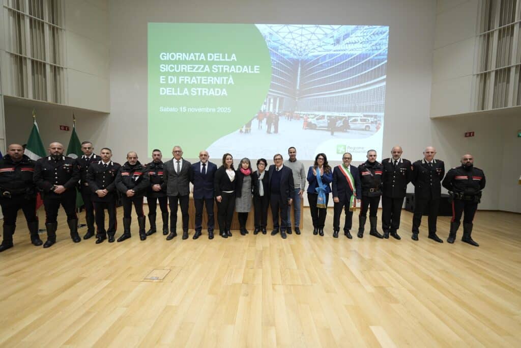 Giornata della Sicurezza Stradale in Regione Lombardia, premiati i volontari eroi