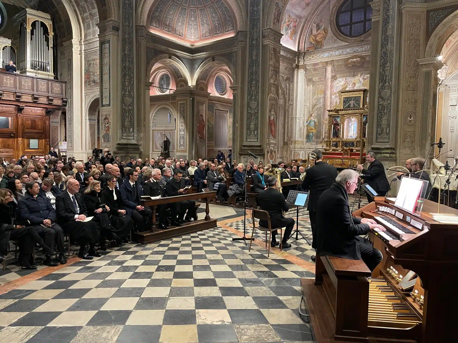 WhatsApp Image 2025-11-29 at 13.14.34