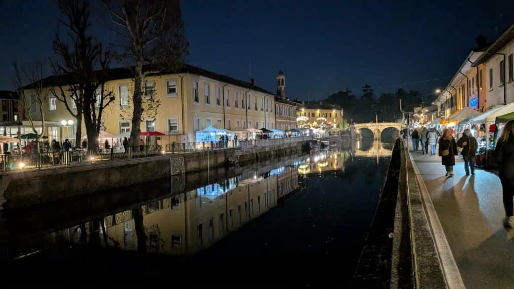 Boffalora si accende con i mercatini di Santa Lucia: migliaia di persone in paese