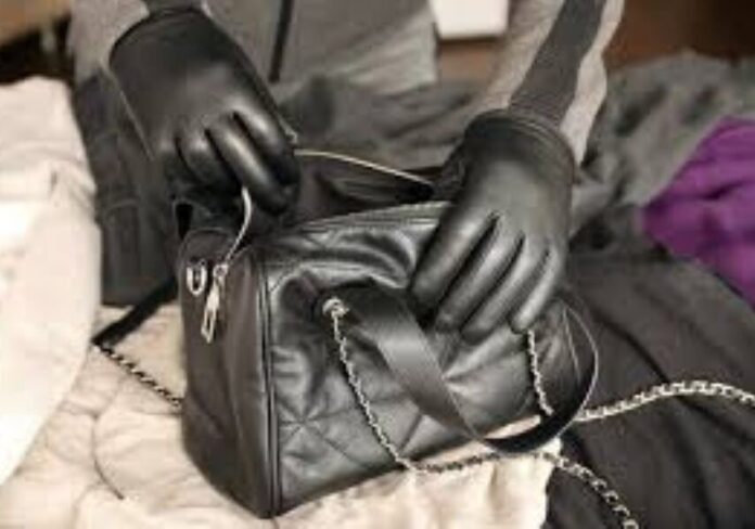 borsello-aspect-ratio-535-375