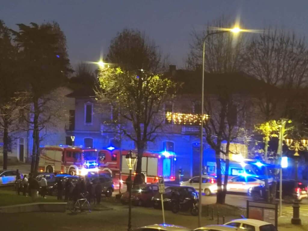 Sedriano: crolla la soletta del vecchio albergo, ferita una donna