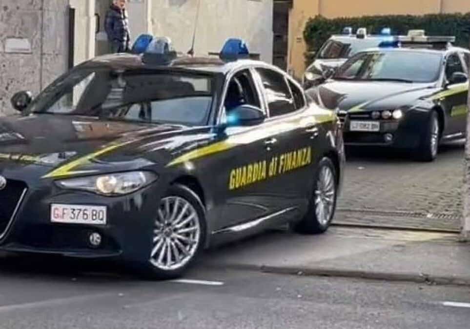 Milano, urbanistica nel caos: GDF sequestra palazzo in zona Brera