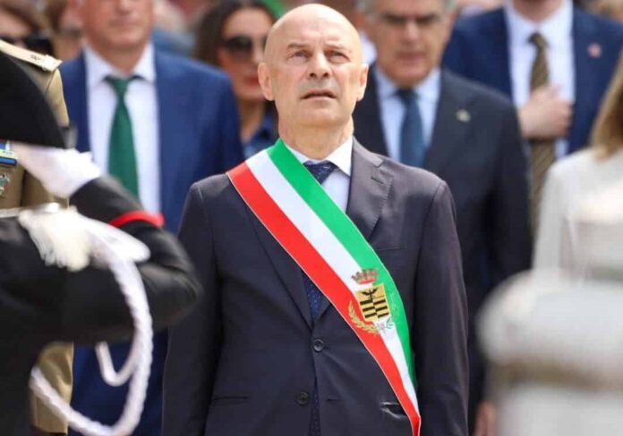 del-gobbo-attenti-aspect-ratio-535-375