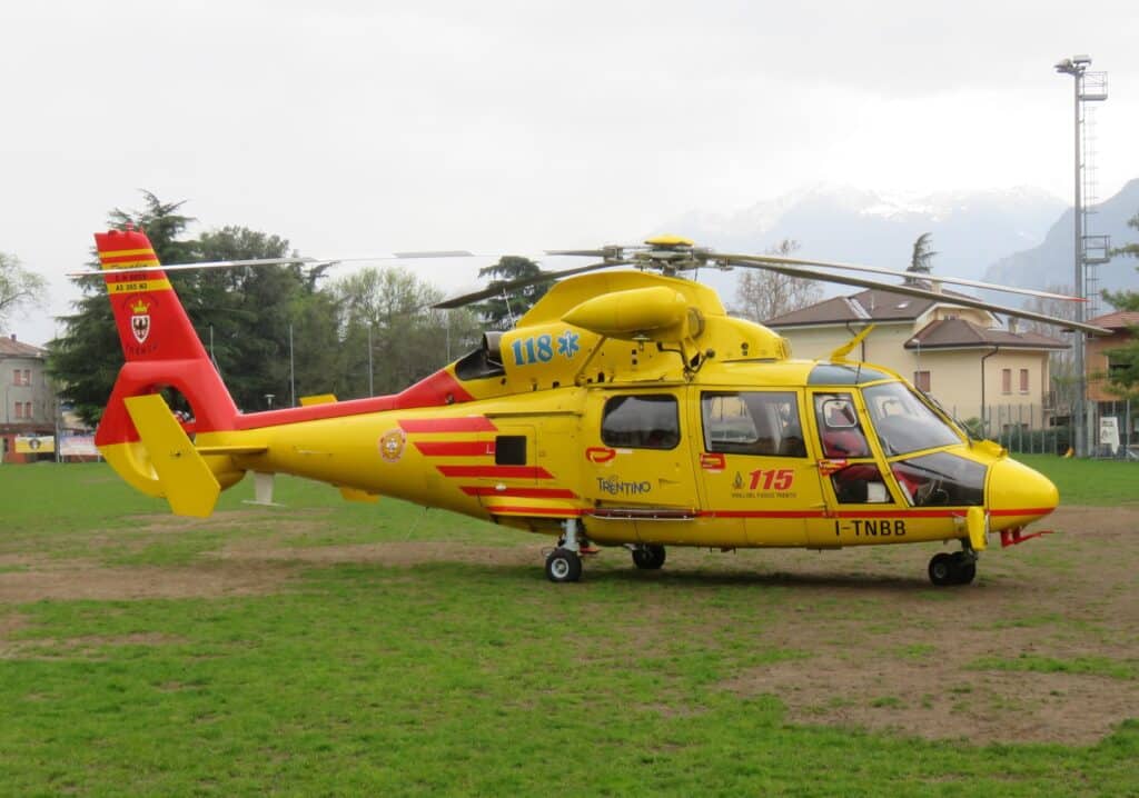 Arluno: grave incidente lungo corso Papa Giovanni XXIII, motociclista elitrasportato a Legnano