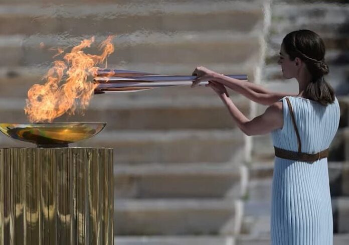 fi-aspect-ratio-535-375