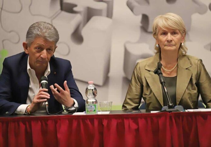 8159_Roberto_Sca7aosi_Maria_Carla_Ceriotti-aspect-ratio-535-375