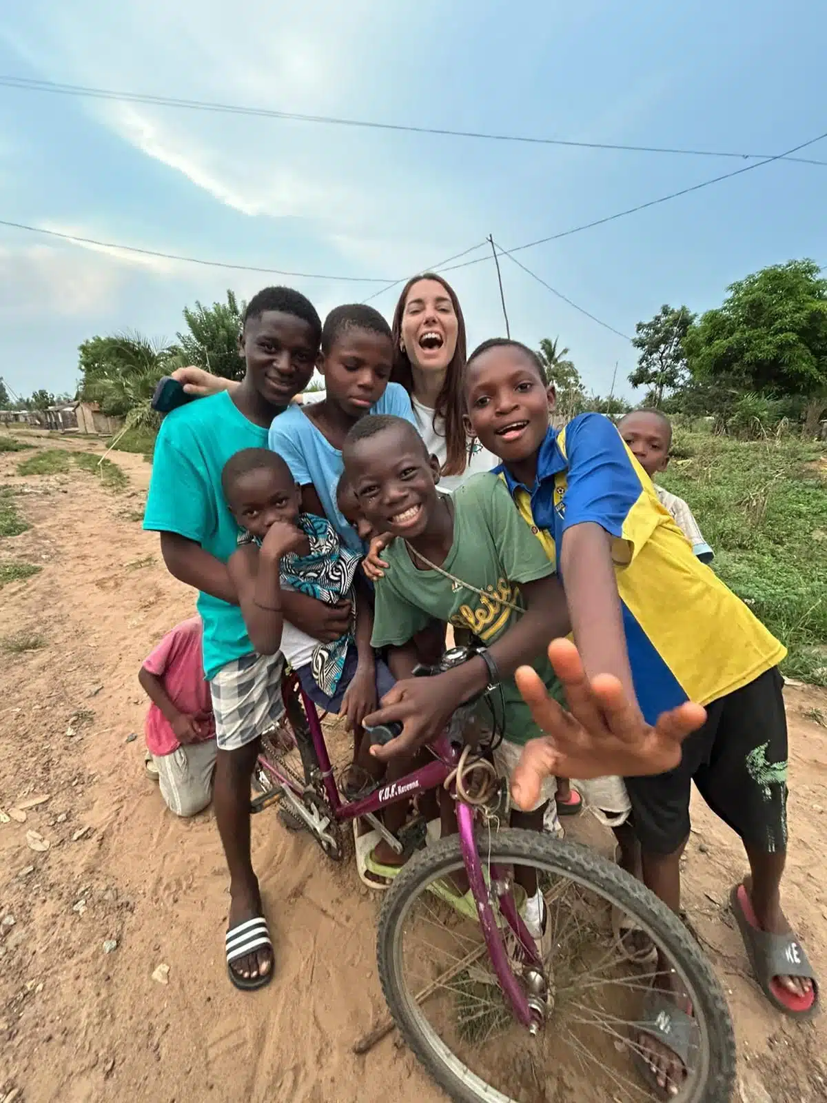 8dcf6749-83a9-4cca-953f-15e74cf7a450