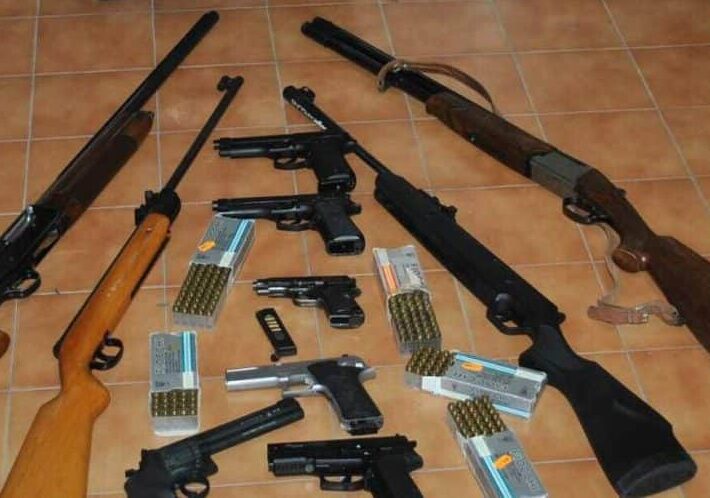 Traffico d’armi nel Milanese, arrestato commerciante di Voghera