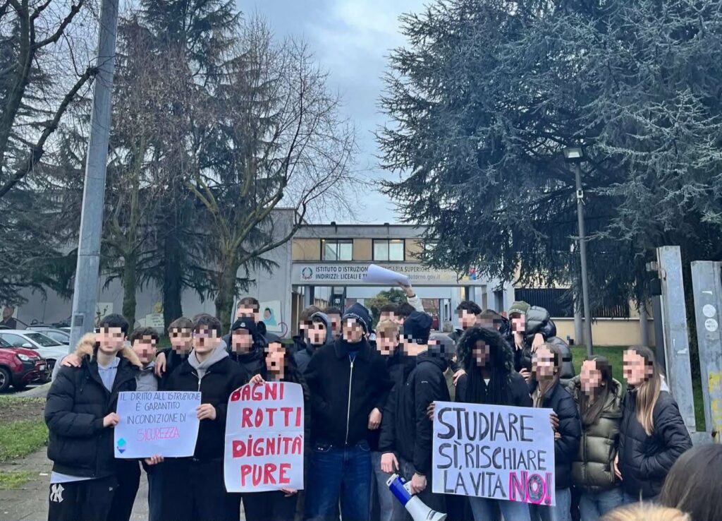 Castano Primo, studenti del Torno in sciopero: “Vogliamo studiare in una scuola sicura”