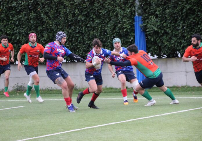 C-Bott2-aspect-ratio-535-375