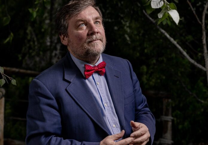 Foto-Luca-Mercalli_-crediti-fotografici-Maffione-aspect-ratio-535-375